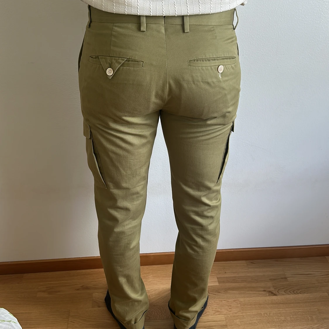 Olivgröna Gant-byxor med raka ben - 1