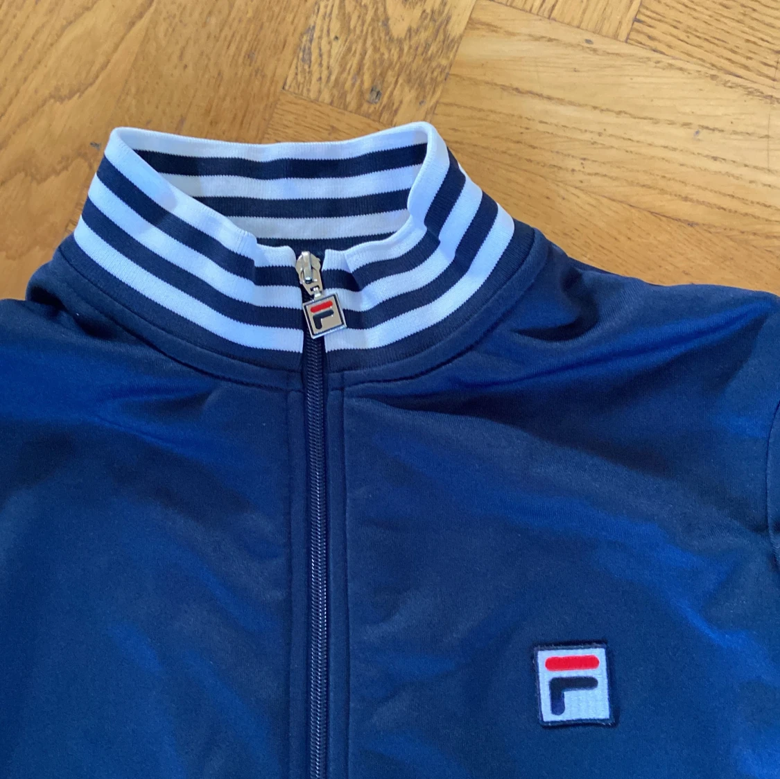 Blåvit track jacket från FILA, M - 1