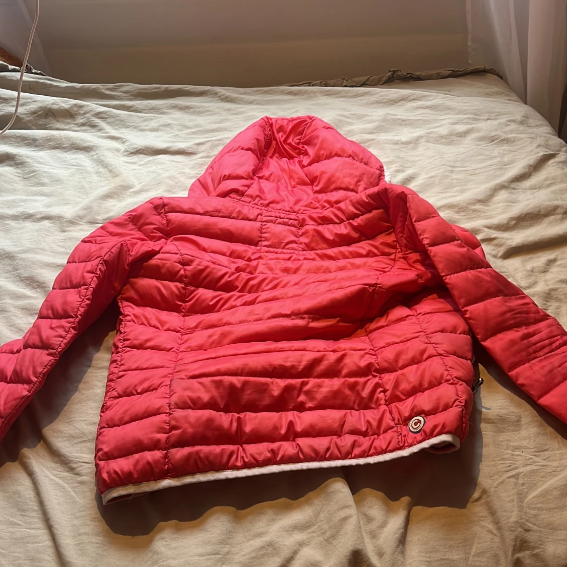 Röd pufferjacka från Colmar - 1