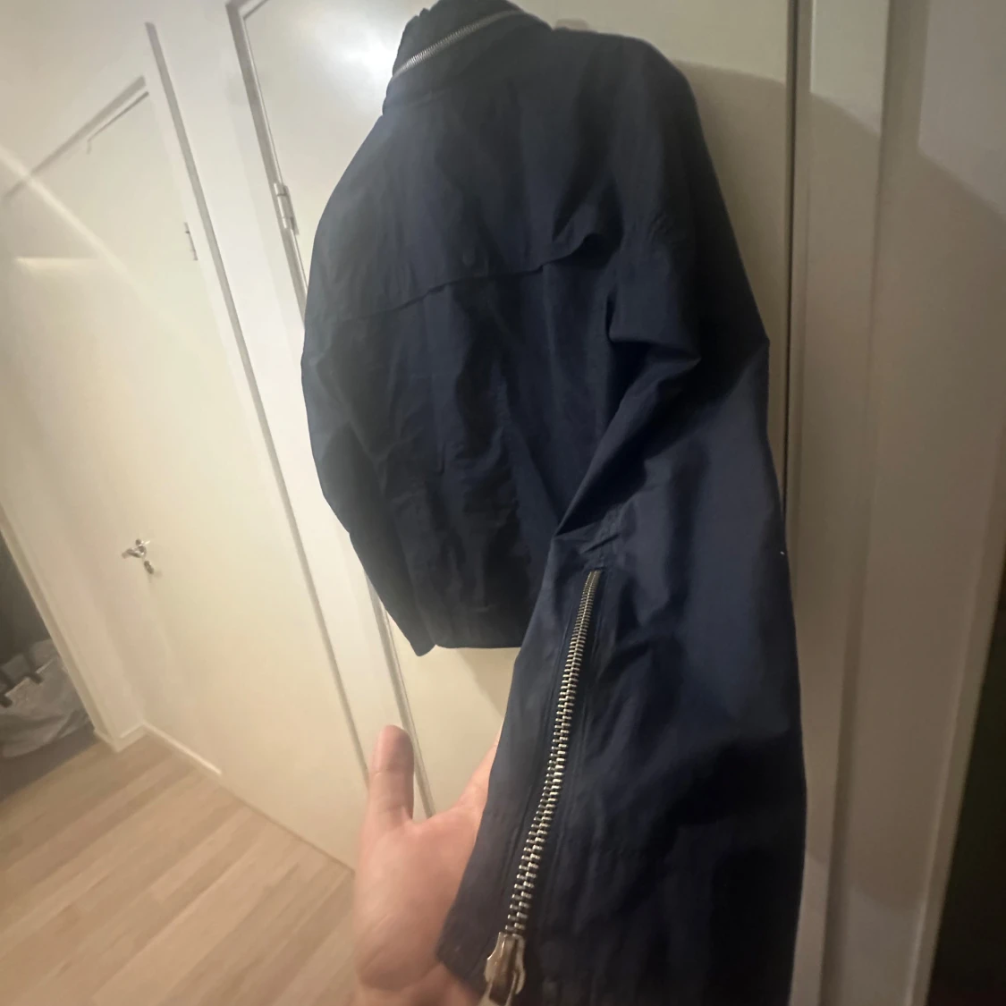 Mörkblå vindjacka från Selected - 2