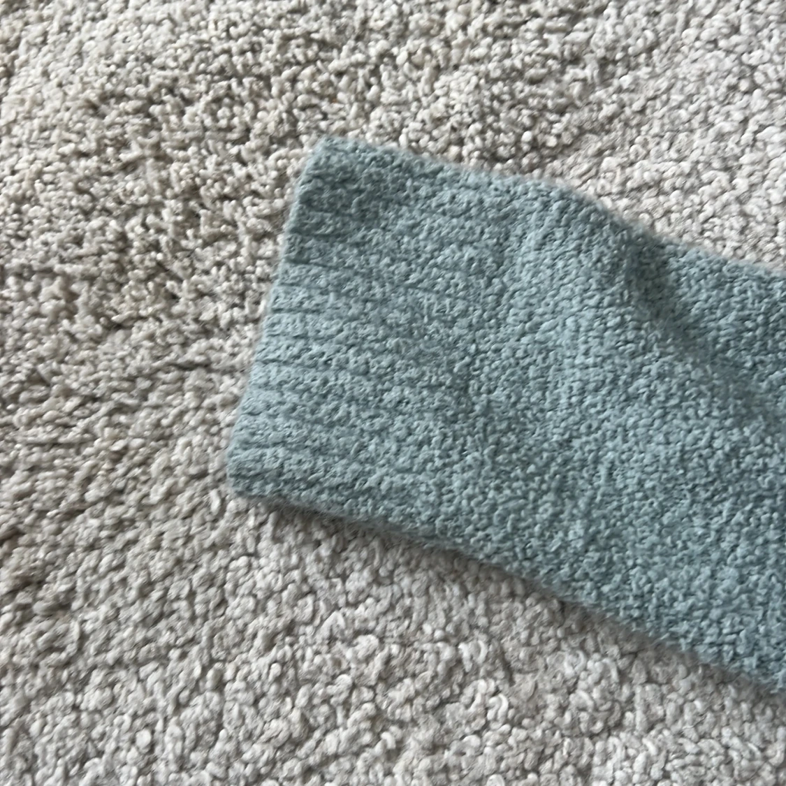 Ljusgrön stickad tröja från Zara - 2