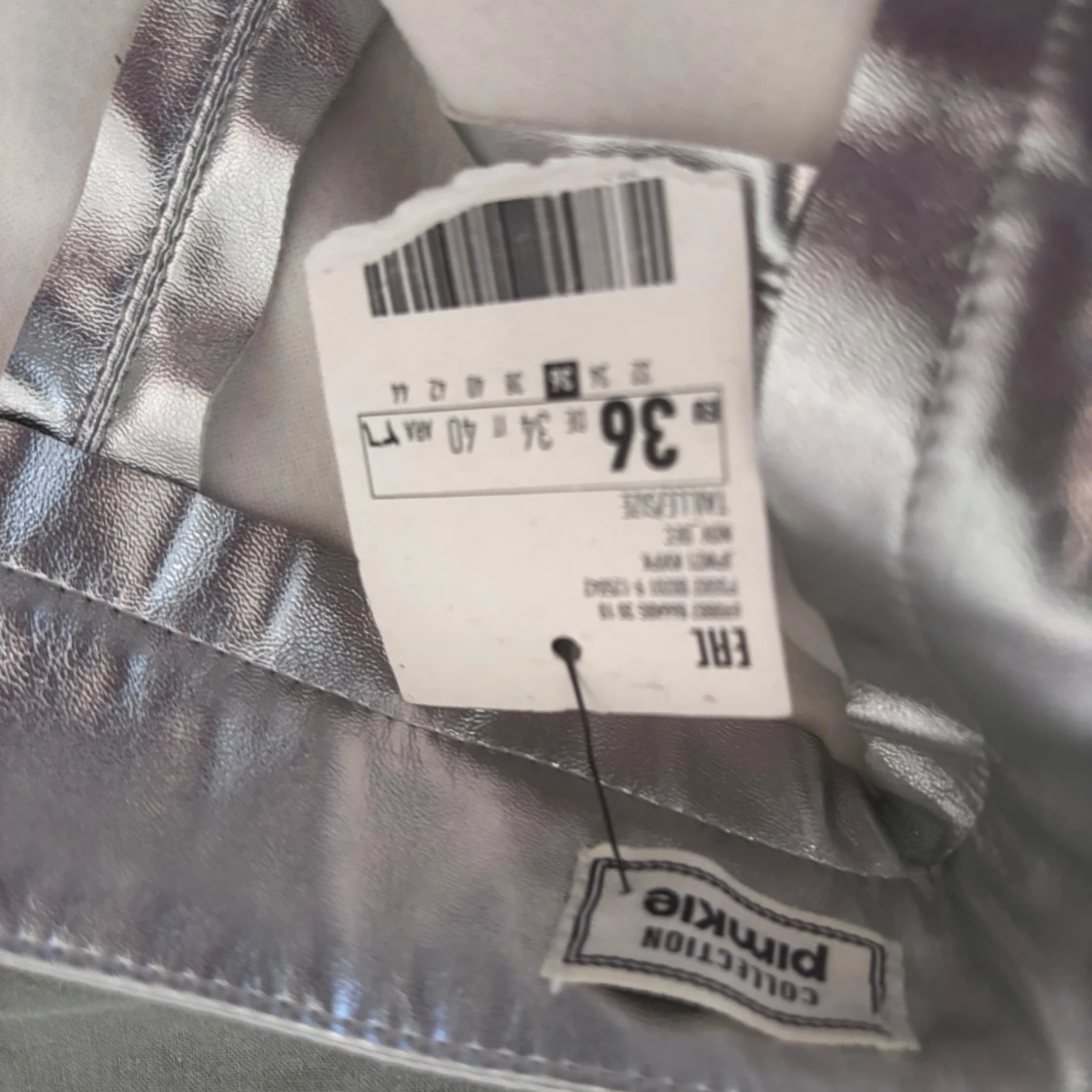 Silvrig kortkjol från Pinkie - 2