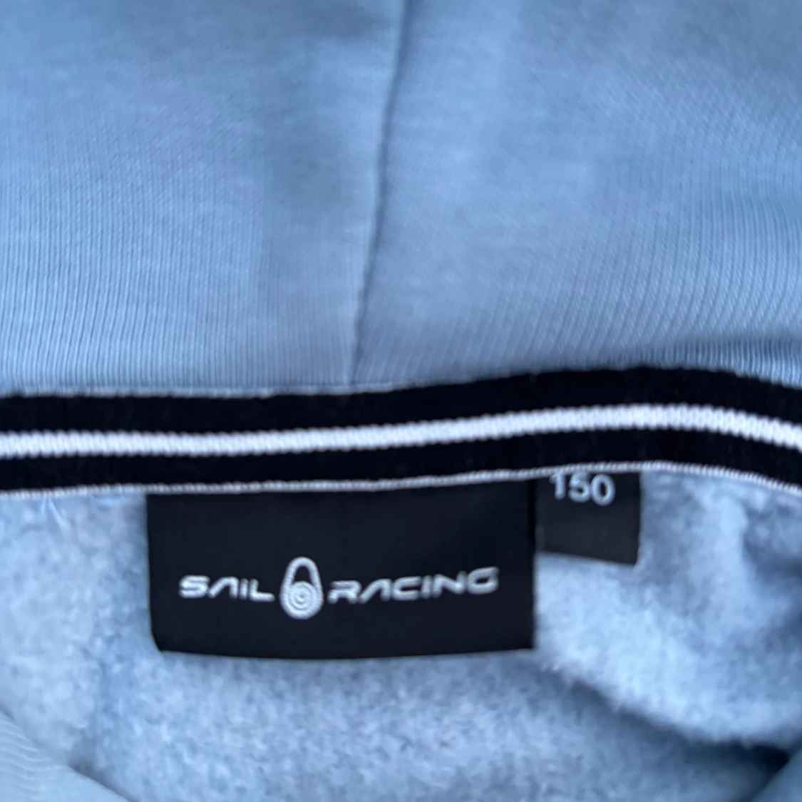 Ljusblå hoodie från Sail Racing - 3