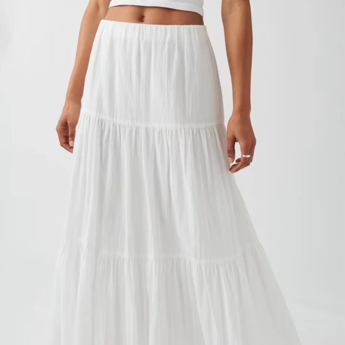 Vit långkjol i bomull