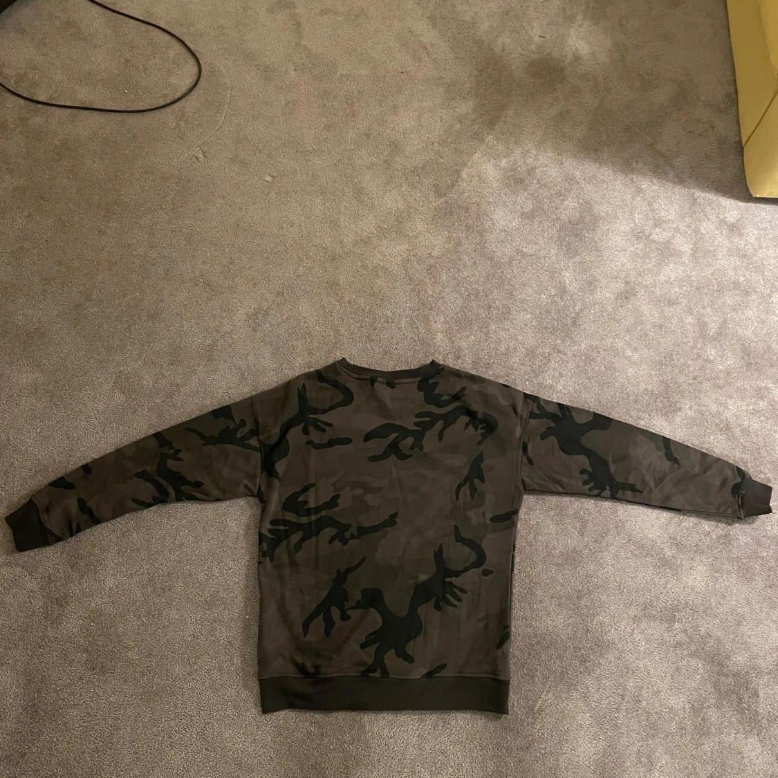 Grön camo crewneck sweatshirt - 1