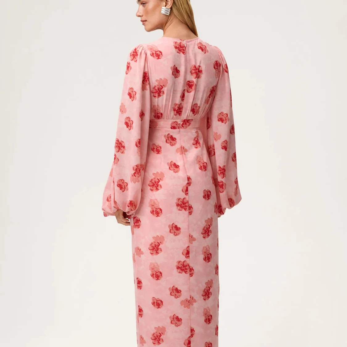 Adoore -Rosa blommig långklänning med v-ringning - 2