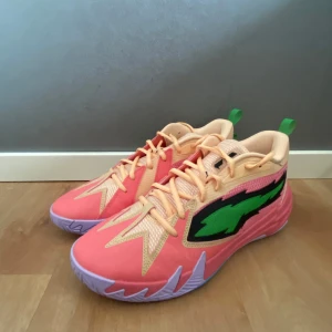 Basketskor  - PUMA SCOOT ZEROS GEORGIA PEACH BASKETBALL (inköpta för 1200) 