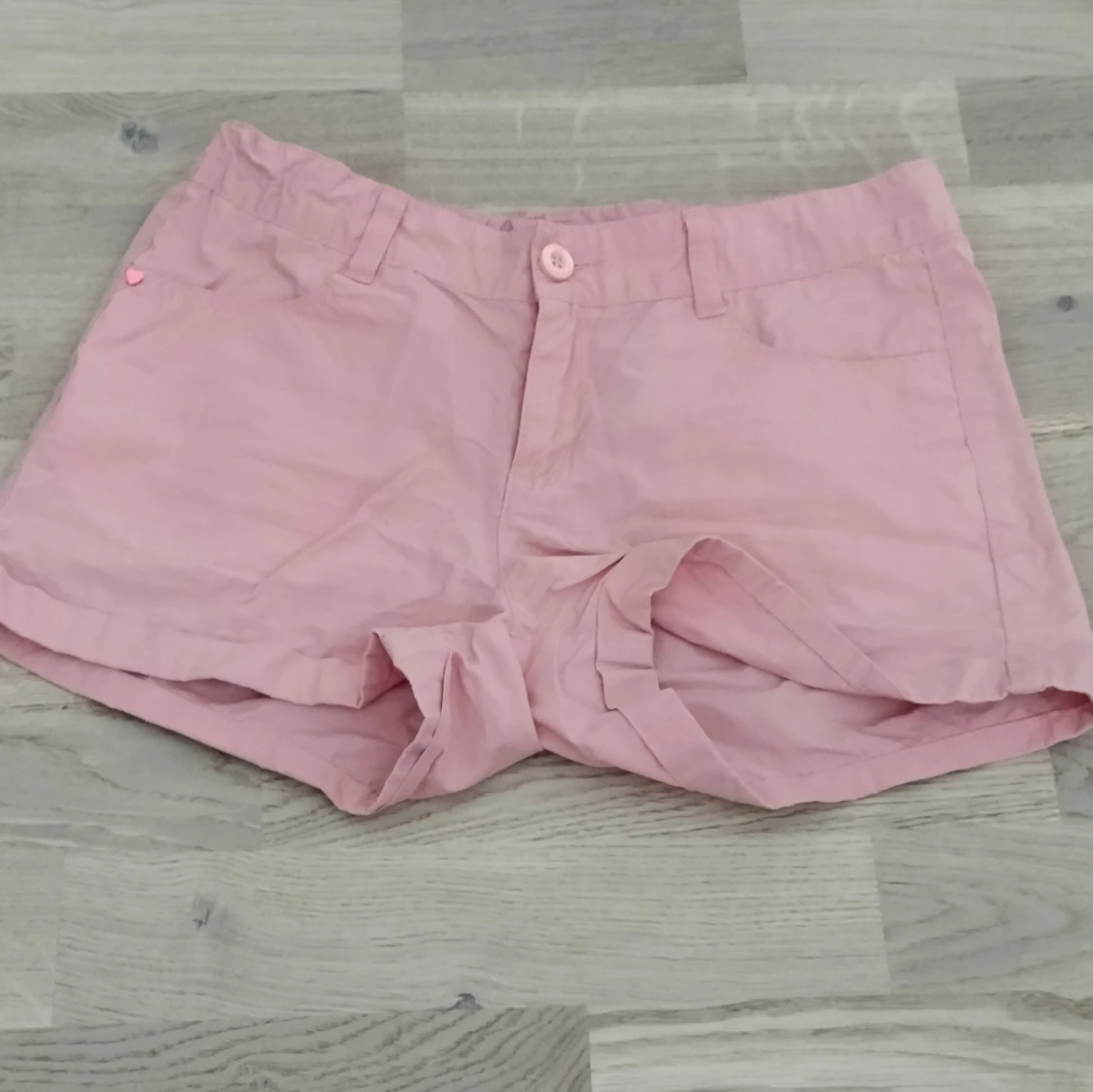 Rosa shorts från Esprit