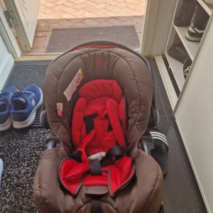 Bakåtvänd bil barnstol - Ganska bra 