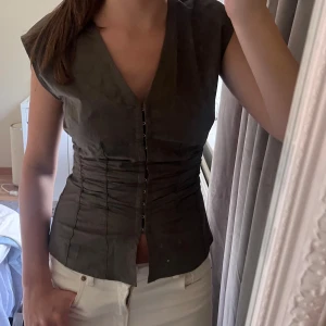 västtopp - weekday topp 