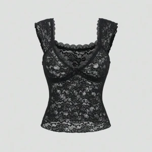 Svart top  - Supersnygg svart topp aldrig använt