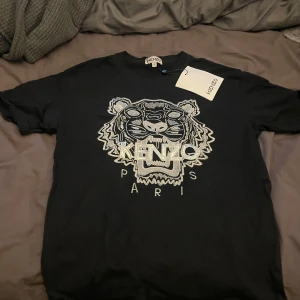 Kenzo t shirt - Mycket fin strl S