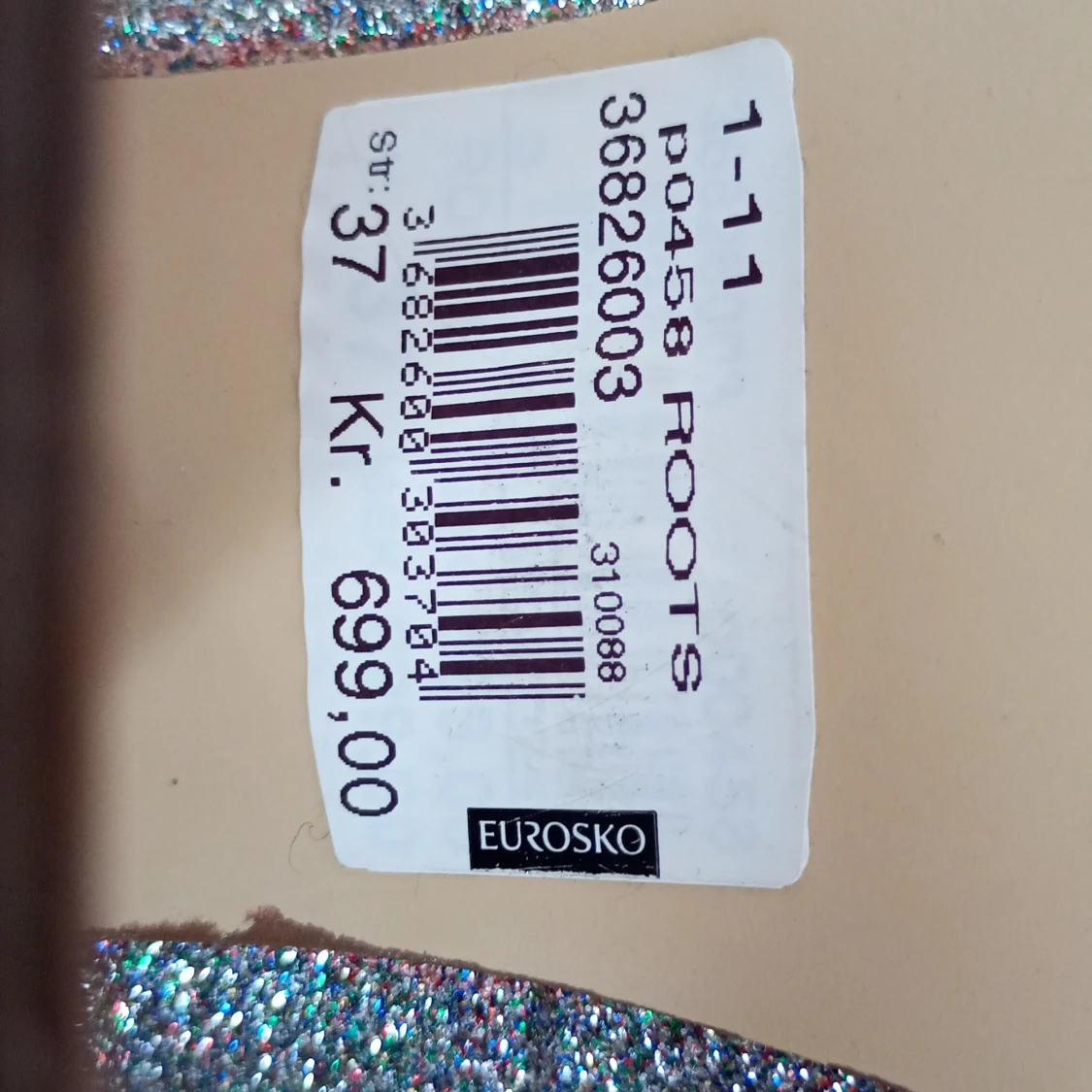 Glittriga pumps från Roots, strl 37 - 2