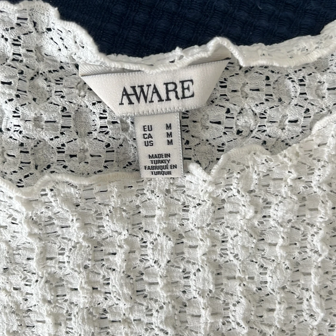 Vit spetsblus från Aware, M - 2