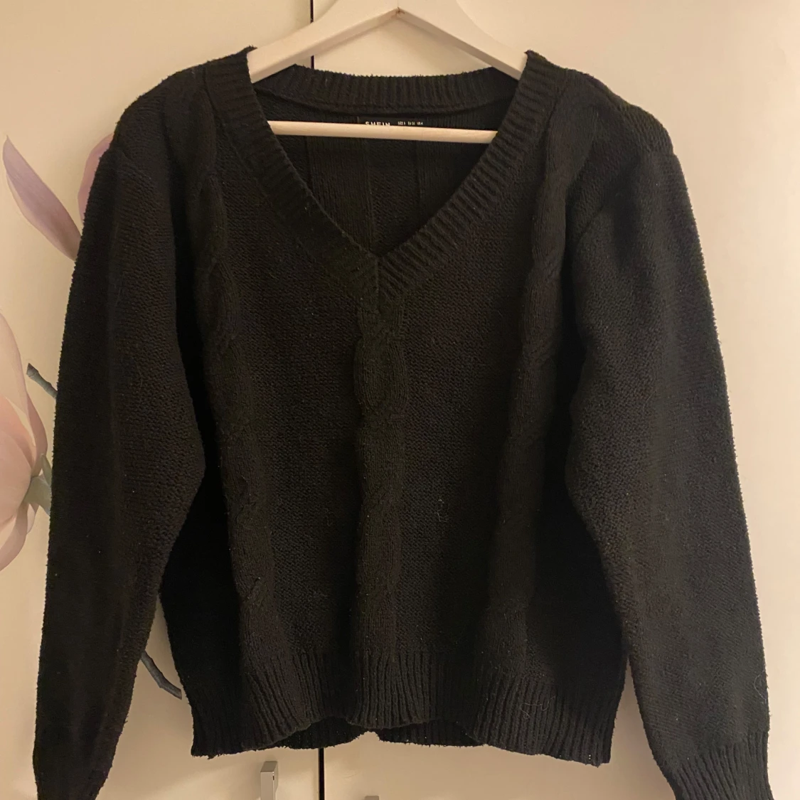 Svart stickad v-ringad tröja Shein