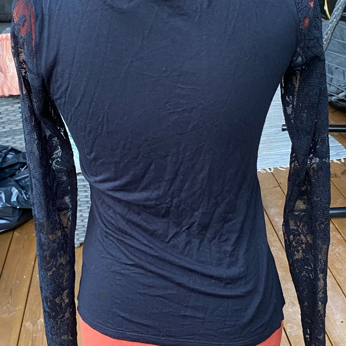 Svart långärmad topp med spets Lindex S - 3