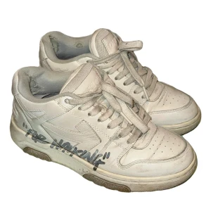 Off-White Out of office  - Off-White Out of office in size 36.         Bought them at Nordiska Kompaniet, Stockholm 