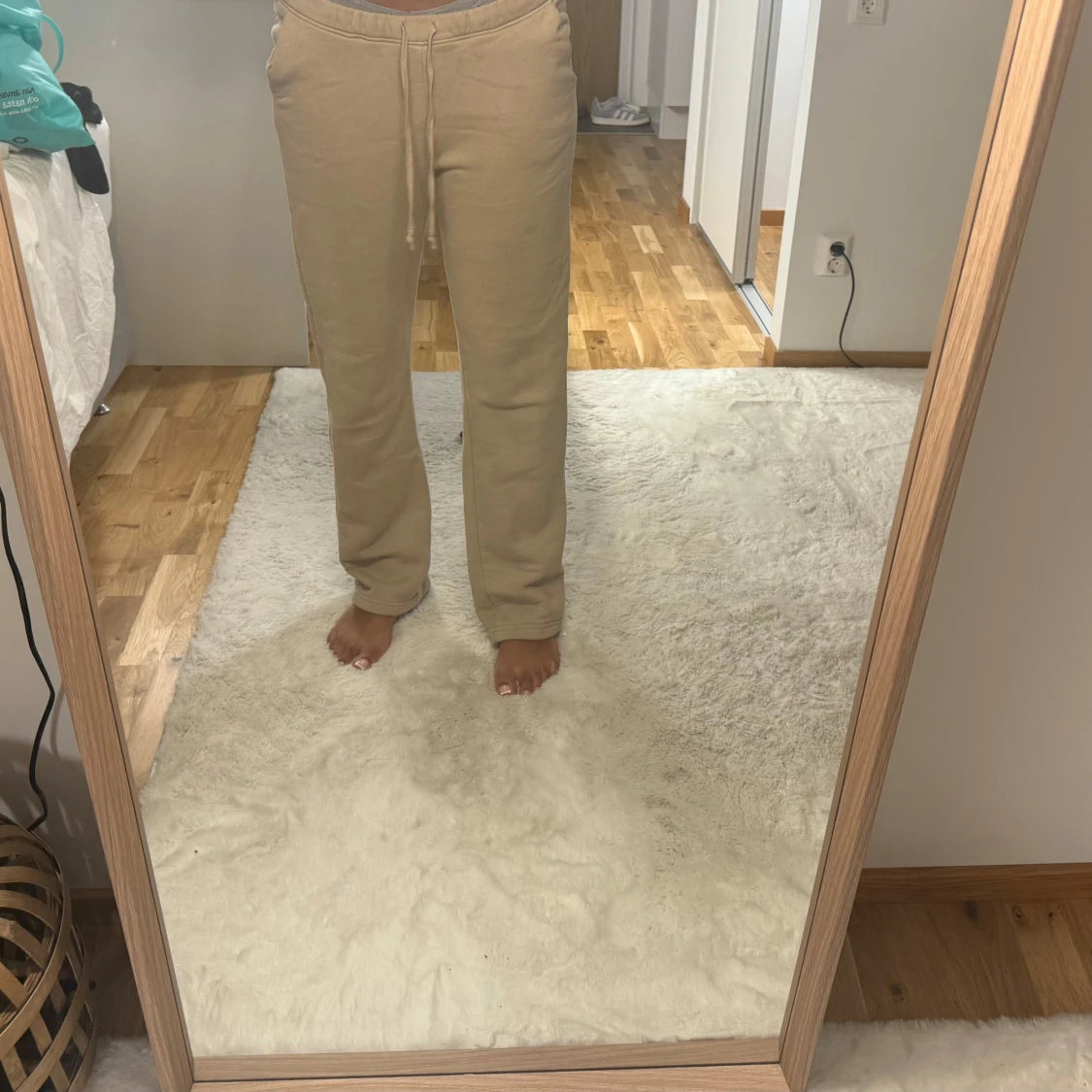 Beige mjukisbyxor från LXA