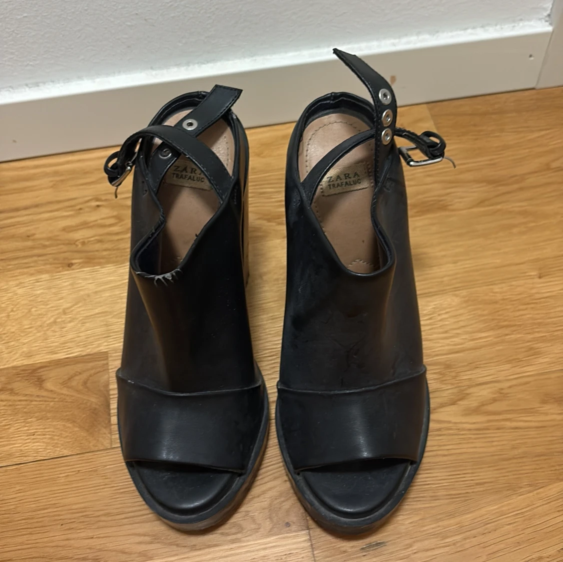 Svarta klackskor från Zara Trafaluc - 1