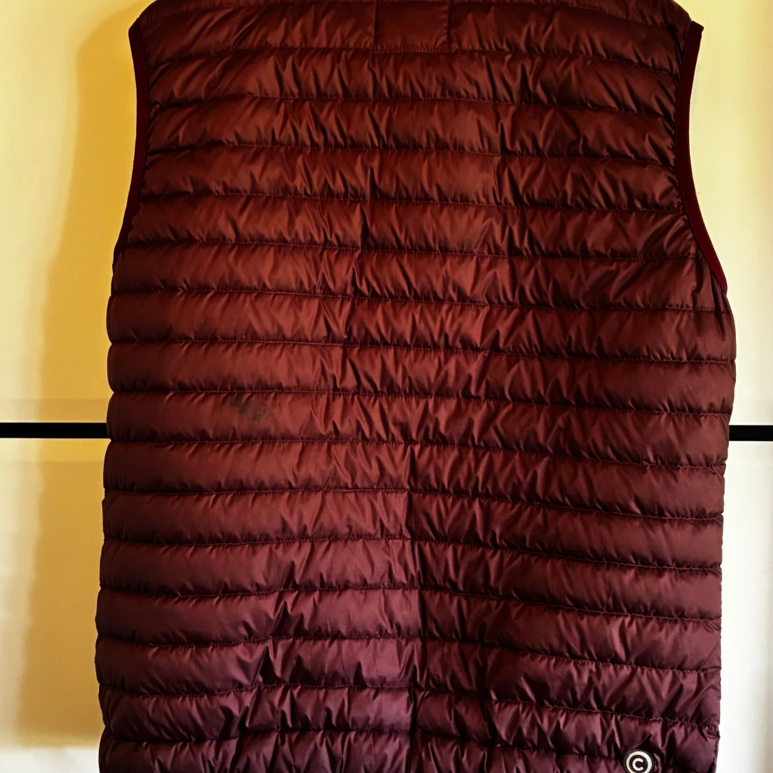 Vinröd dunväst från Colmar - 1