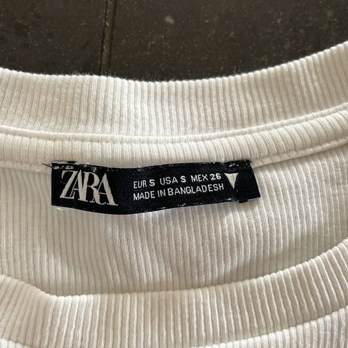 Vit  topp med volangärmar Zara - 2