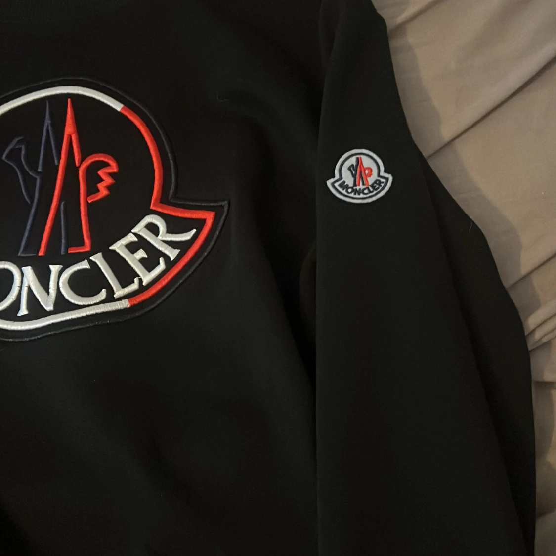 Svart Moncler sweatshirt med stor logga - 4