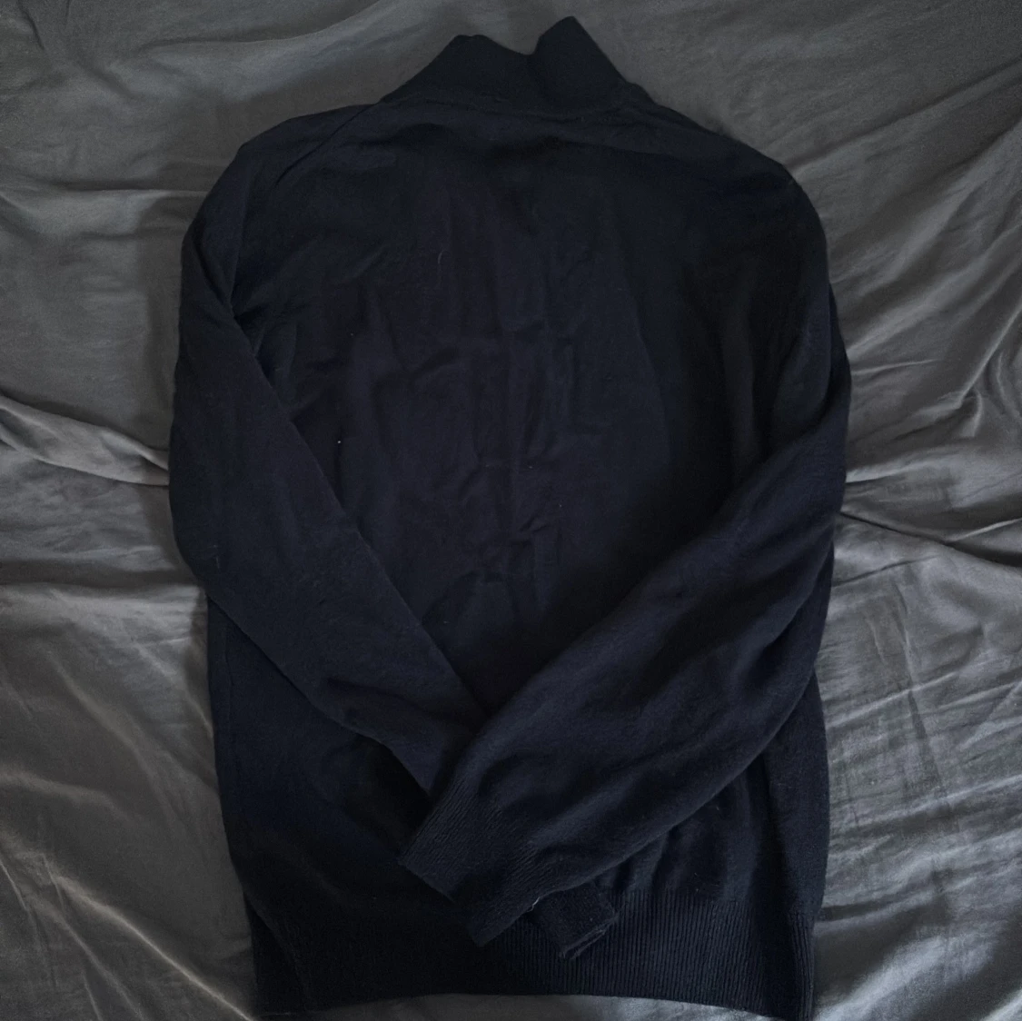 Marinblå GANT tröja med half zip - 1