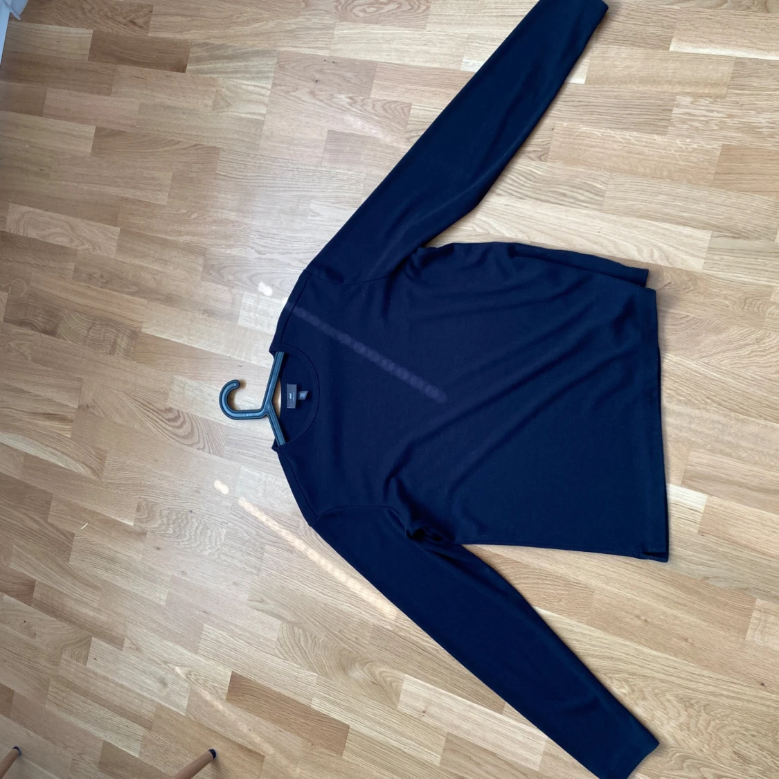 Svart långärmad tröja från H&M - 2