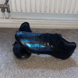 Adidas Crazyfast Fotbollskor - Snygga fotbollsskor från Adidas, Elite Skor, Bra skick. 43 1/3 storlek