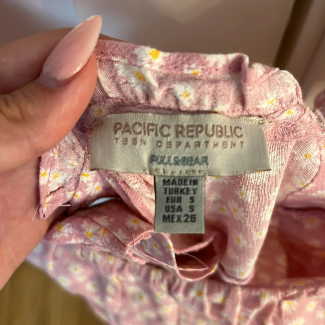 Rosa blommig kortklänning Pull&Bear - 2