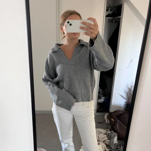 Stickad tröja - Från bikbok, lappen e kvar