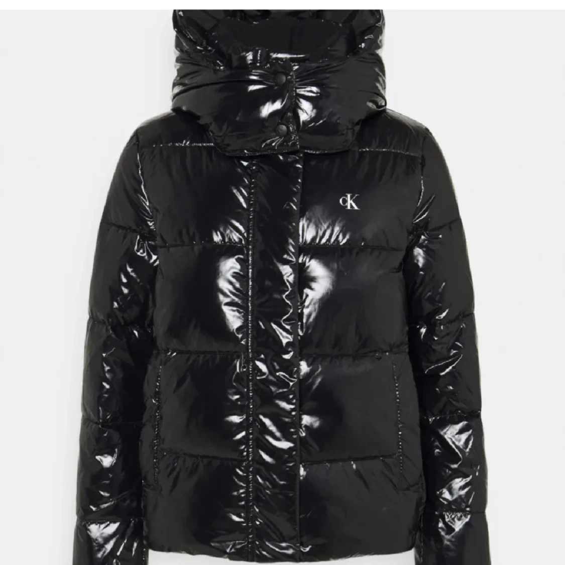 Svart pufferjacka från Calvin Klein