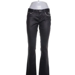 Jeans från Andy Warhol  - mid waist, så snygga!!! skulle säga M 