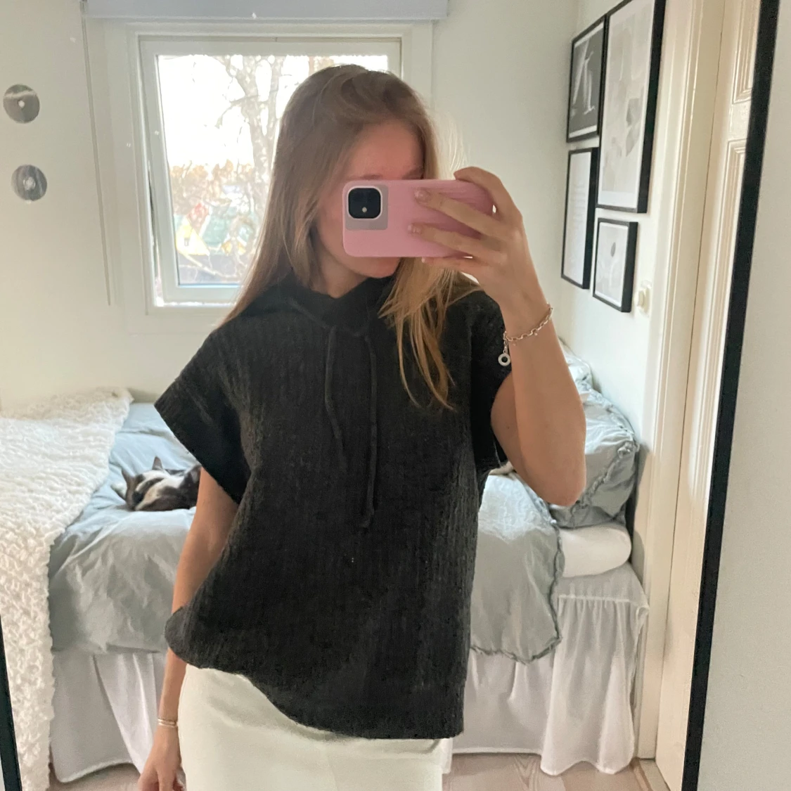 Svart kortärmad stickad