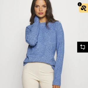Stickad vero moda tröja!! - Säljer denna jättesöta slutsålda tröjan då den inte kommer till användning längre!! Jättebra skick⭐️❣️sitter som en xs