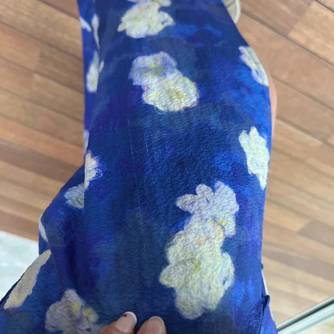 Blå blommig långklänning från Adoore - 4