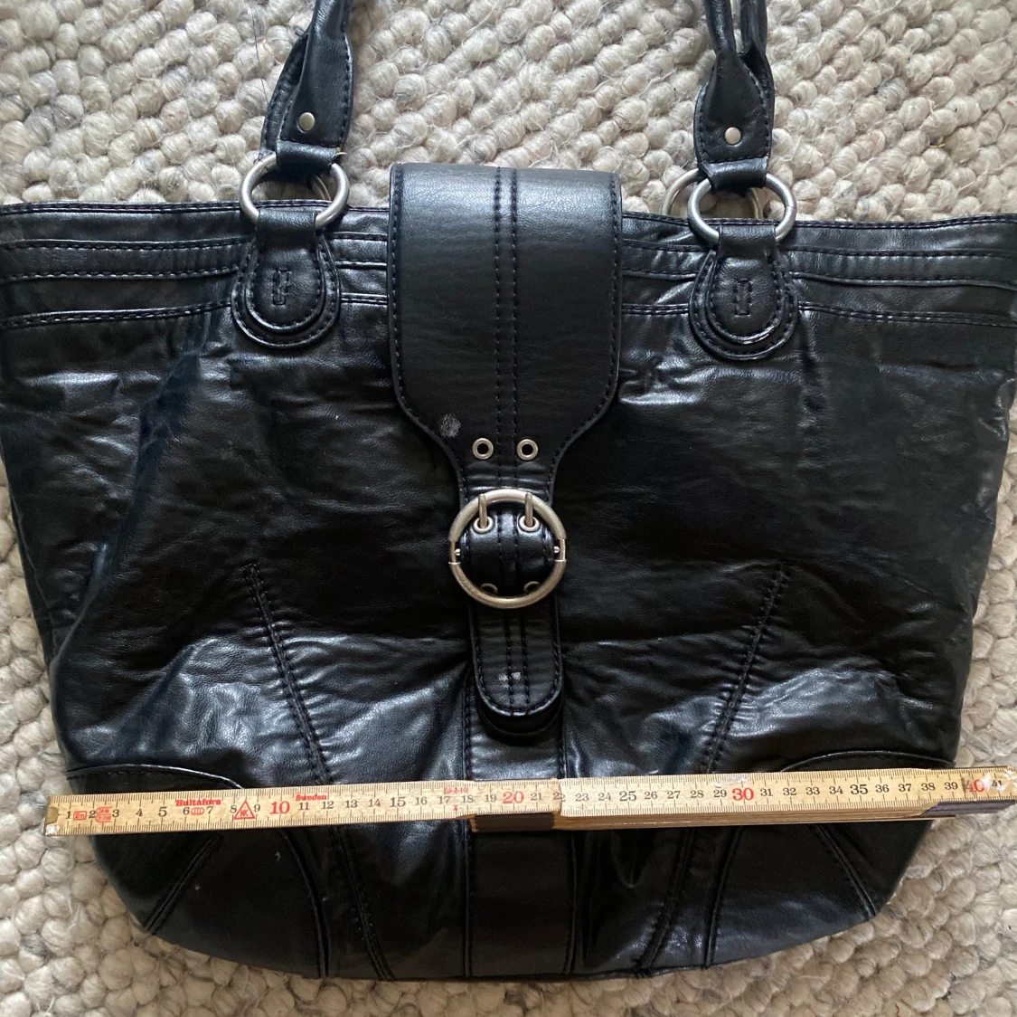 Svart handväska - 1