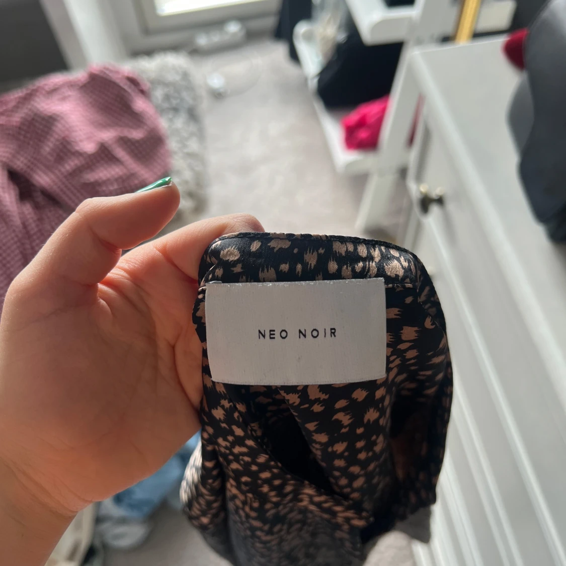 Neo Noir prickig blus - 2