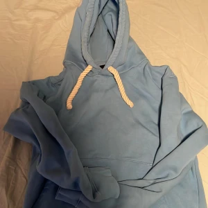 Synaworld hoodie - Sjukt snygg synaworld hoodie. Det är central cees egna klädesmärke!