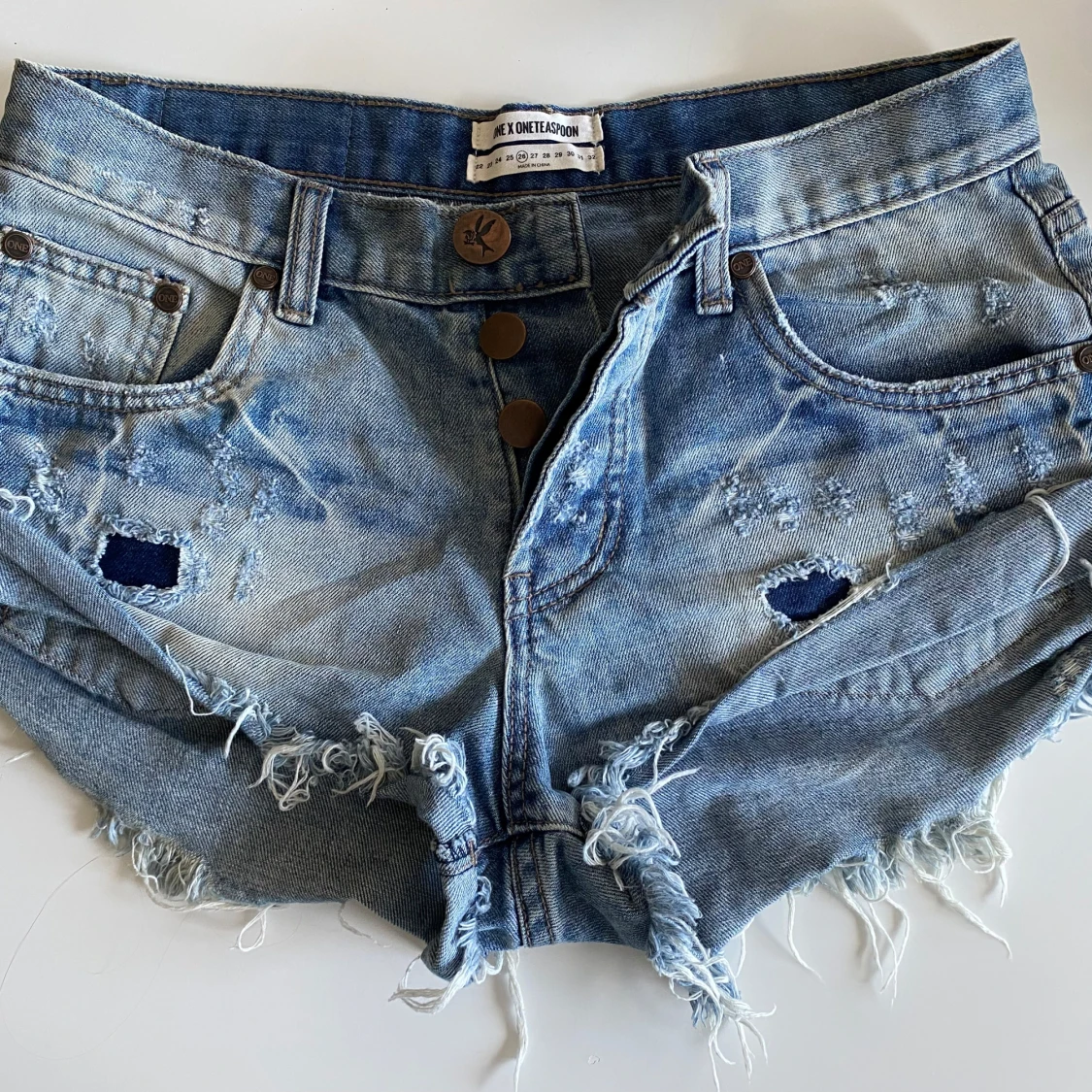 Jeansshorts från One Teaspoon stl 26 