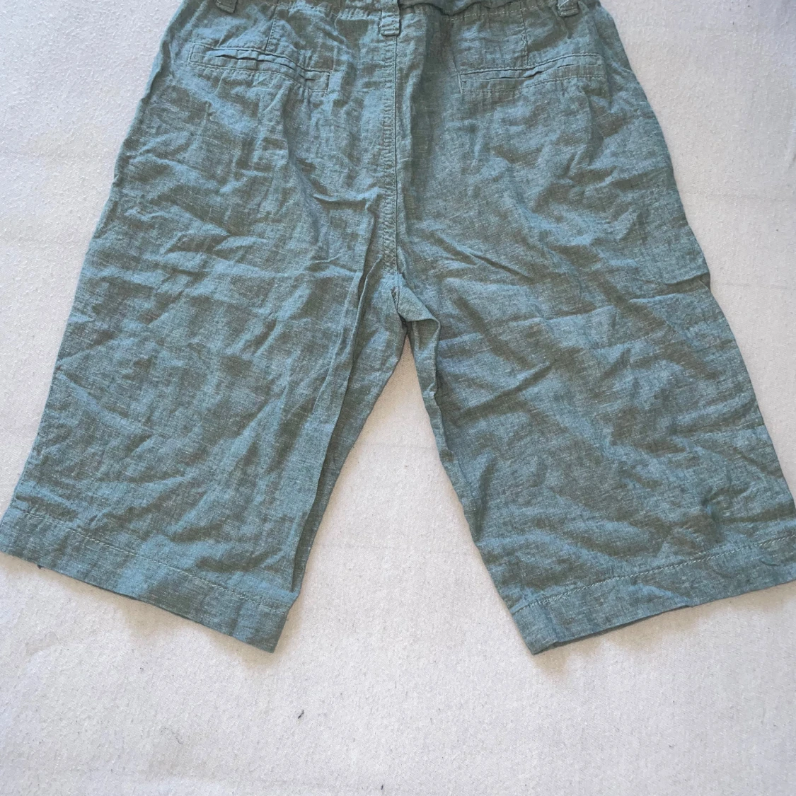 Gröna shorts med snörning - 1