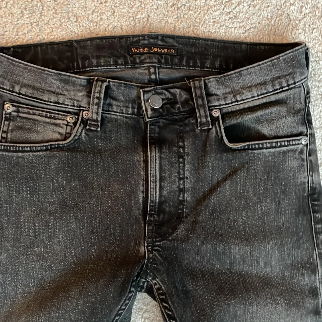 Svarta lean Dean från Nudie Jeans - 3