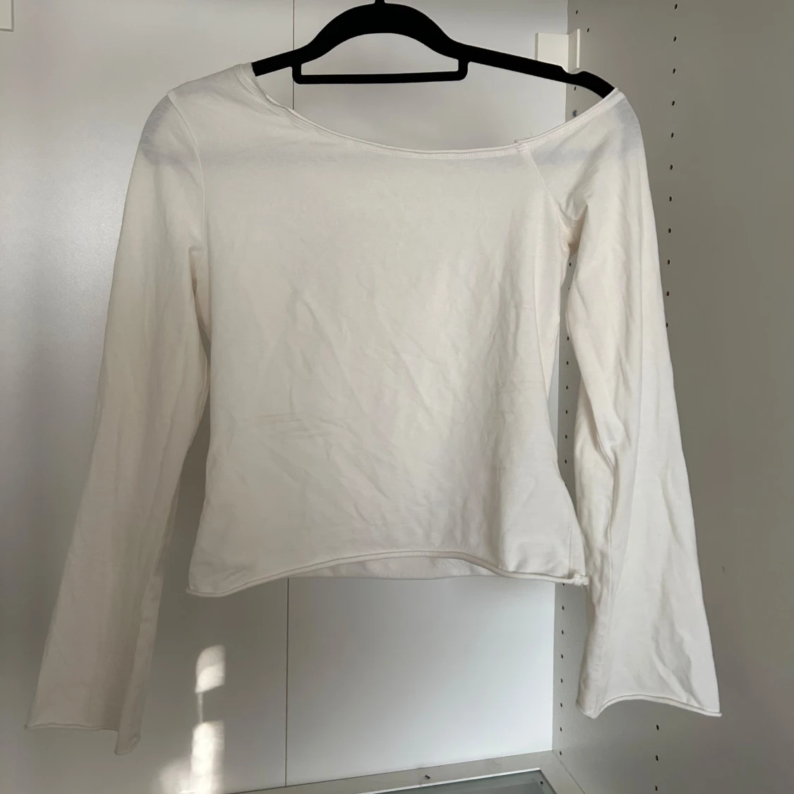 Långärmad vit topp