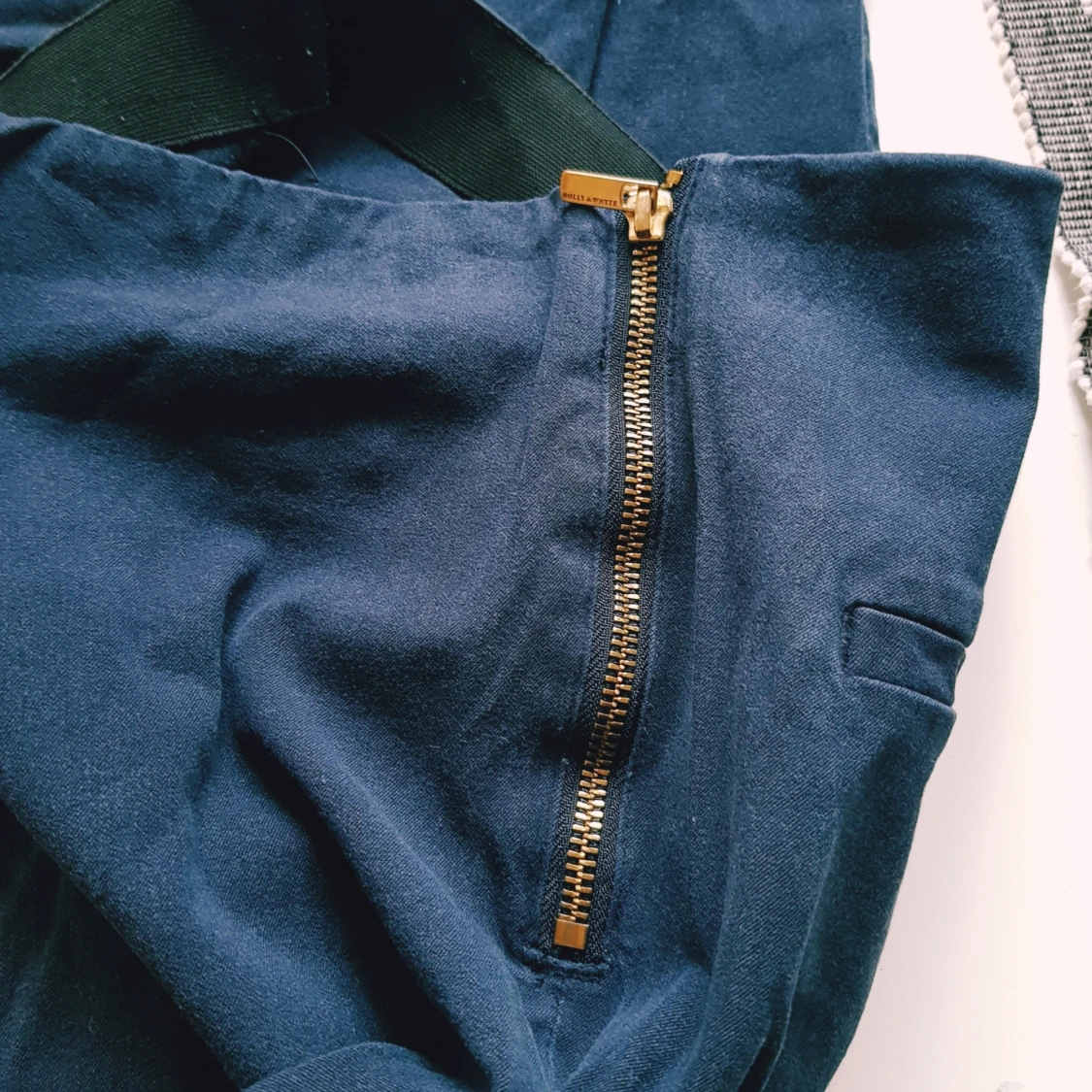 Mörkblå byxor Holly & Whyte Lindex strl 40 - 3