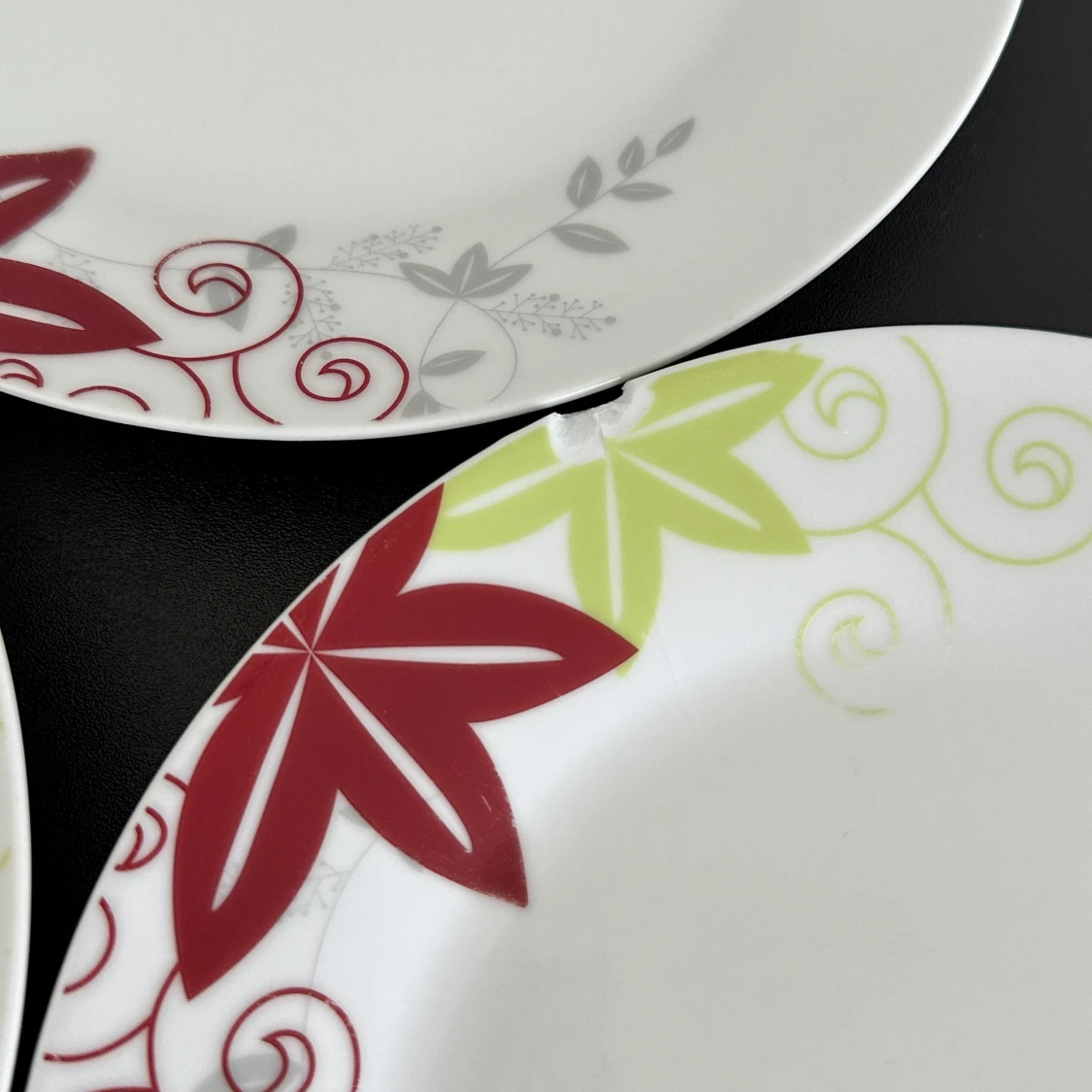 4-pack blommiga tallrikar  - 1