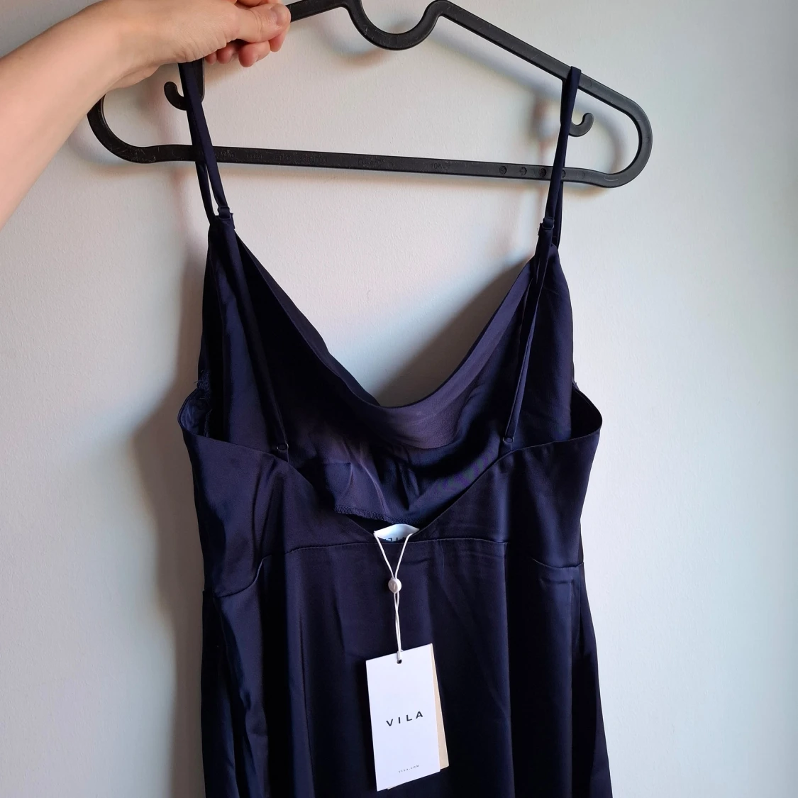 Mörkblå långklänning från Vila - 4