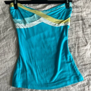 Snygg tubtopp - Söt tubtopp som tyvärr inte kommer till användning!💓