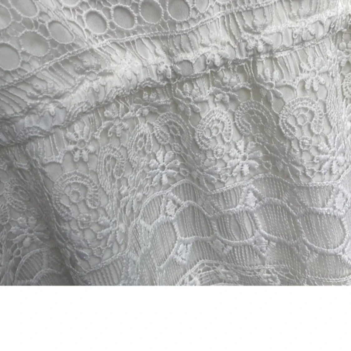 Vit spetsklänning från H&M Divided - 3