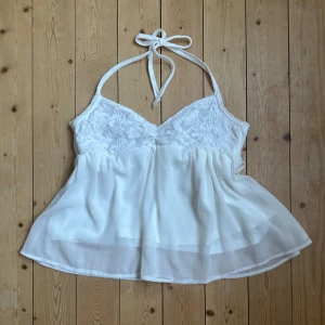 Babydoll topp - 🦋Handsydd🦋Supersöt Babydoll topp med knyte i nacke.