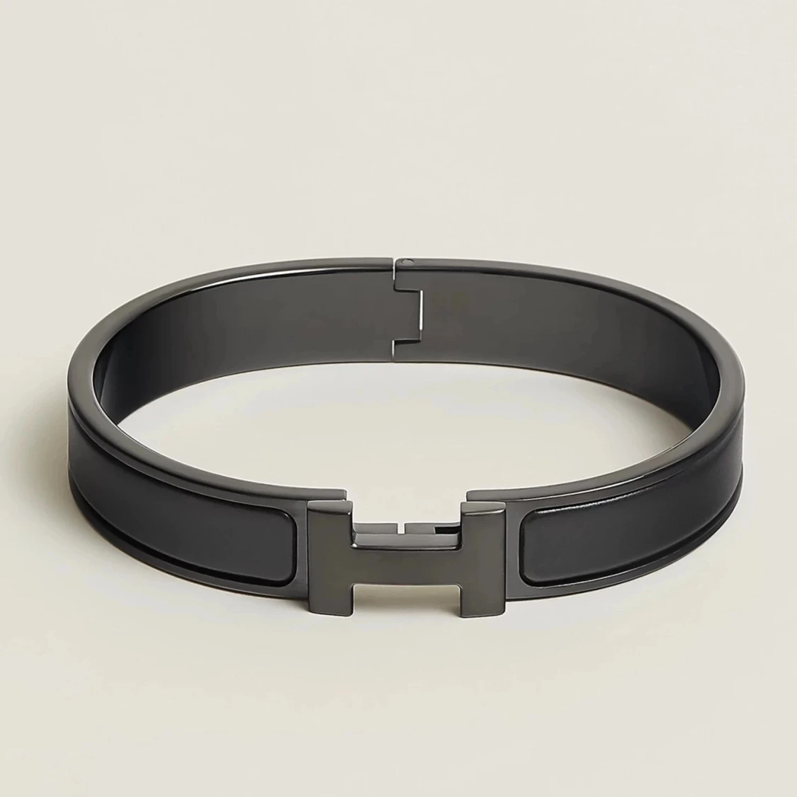 Svart armband  - 91